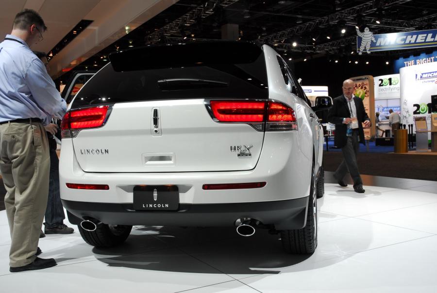  Lincoln MKX 2011 года  (фото 103 из 105)